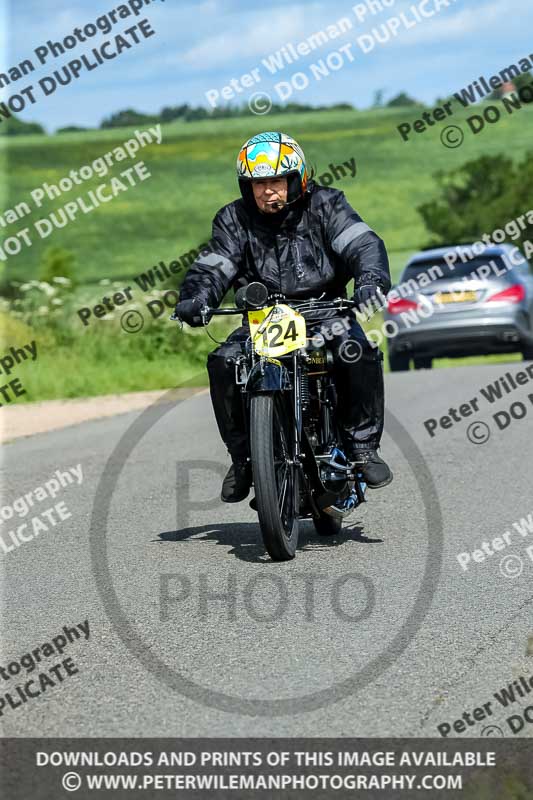 Vintage motorcycle club;eventdigitalimages;no limits trackdays;peter wileman photography;vintage motocycles;vmcc banbury run photographs